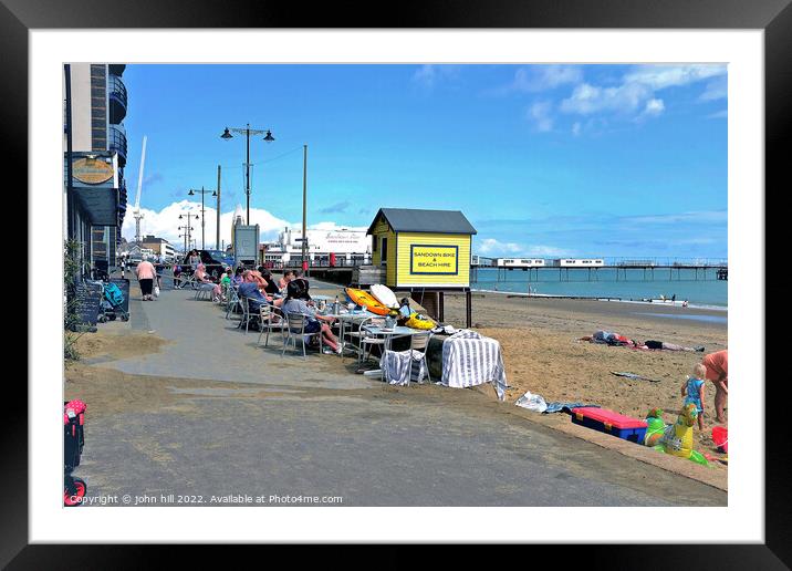 Alfresco on the promenade, Sandown, Isle of Wight, UK. Framed Mounted Print by john hill