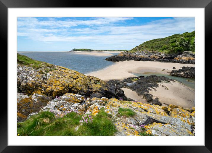 Beautiful coastline at Borth-y-Gest, North Wales Framed Mounted Print by Andrew Kearton