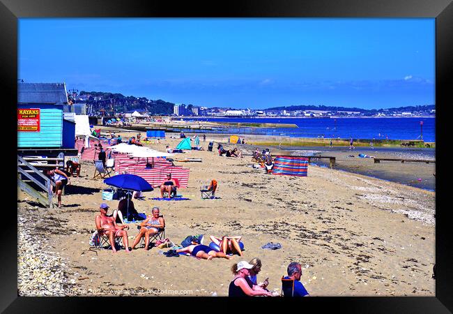 Shanklin beach, Isle of Wight, UK. Framed Print by john hill