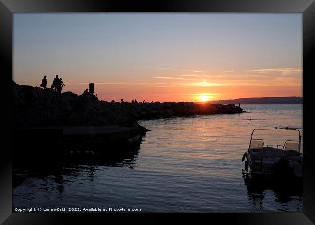 Silhouettes and Boats at the coast of Marseille, France Framed Print by Lensw0rld 