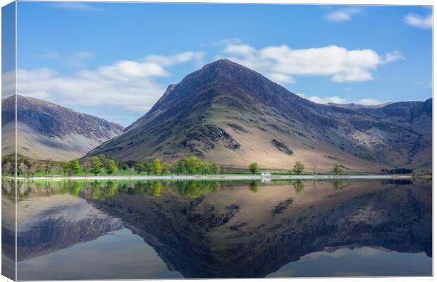 Looking Towards Fleetwith Pike on Buttermere Canvas Print by Roger Green