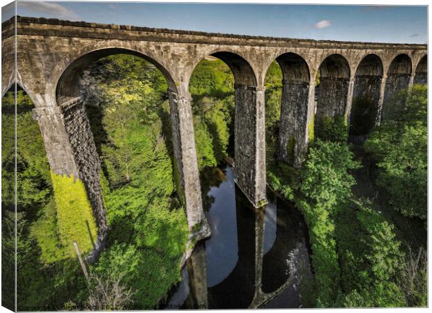 Merthyr Tydfil Viaduct Canvas Print by Glenn Booth