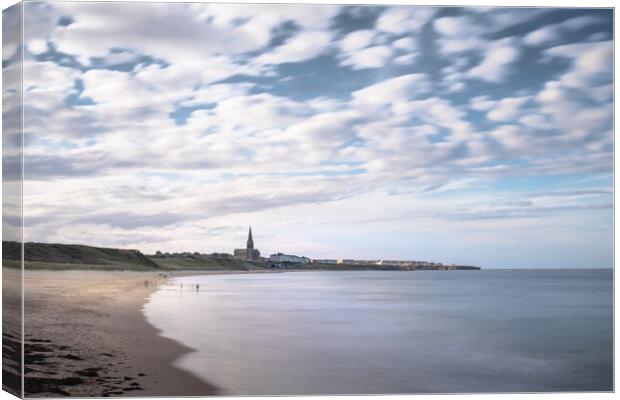 Tynemouth Longsands  Canvas Print by Mark Jones