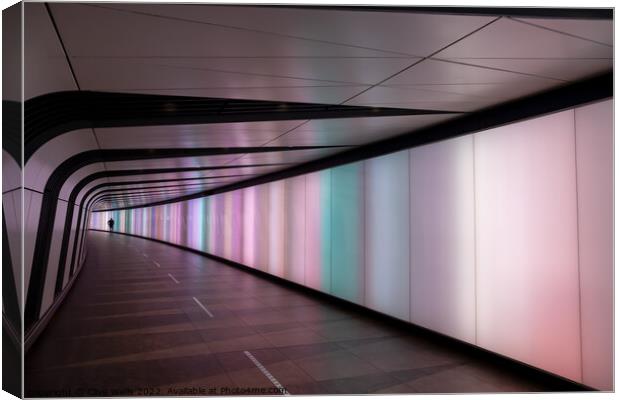 The lightwall at Kings Cross  Canvas Print by Clive Wells