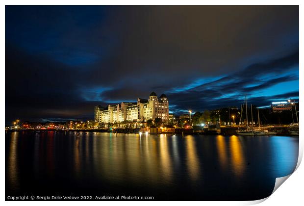 Nightview of the lights on the sea in Oslo, Norway Print by Sergio Delle Vedove