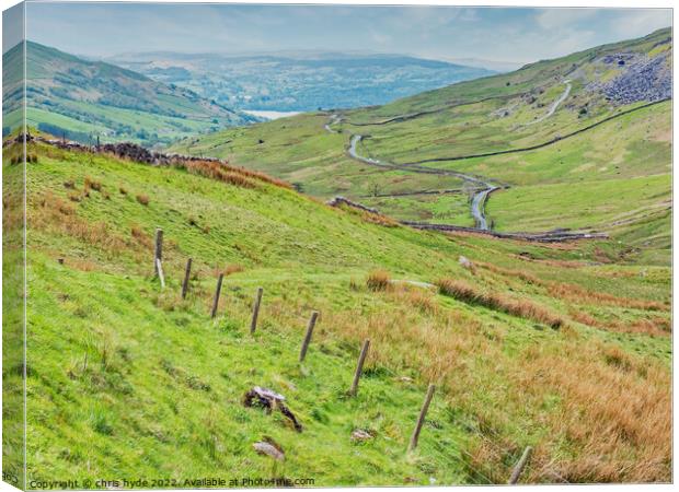 kirkstone Pass towards Windermere Canvas Print by chris hyde