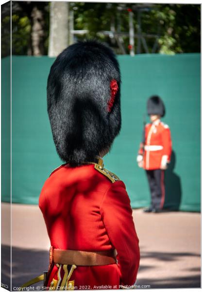 Grenadiers on the Mall Canvas Print by Simon Connellan