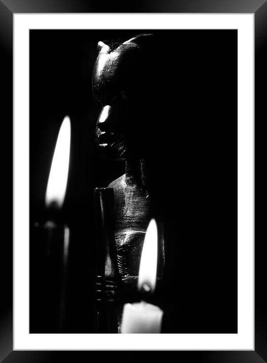 closeup of an african statue in black and white Framed Mounted Print by youri Mahieu