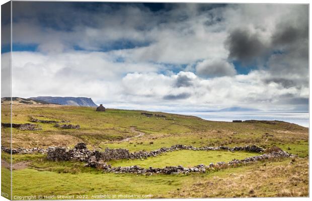 Shiaba Isle of Mull Canvas Print by Heidi Stewart