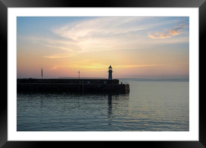 St. Ives Cornwall uk,at sunset Framed Mounted Print by kathy white