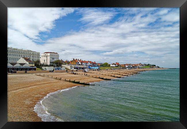 Herne Bay Beach and Seafront Framed Print by Darren Galpin