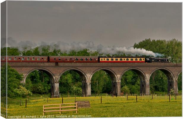 LMS class 2MT no. 41312 crosses Stanway Viaduct heading for Broadway, Gloucestershire Warwickshire Railway Canvas Print by Richard J. Kyte