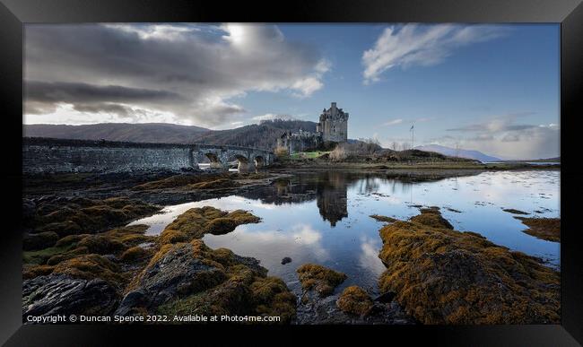 Eilean Donan Castle Framed Print by Duncan Spence