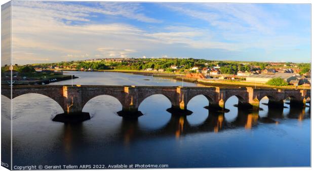 Old Bridge, Berwick-upon Tweed, Northumberland, UK Canvas Print by Geraint Tellem ARPS