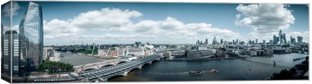 Panoramic view over the city of London Canvas Print by Erik Lattwein