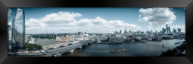 Panoramic view over the city of London Framed Print by Erik Lattwein