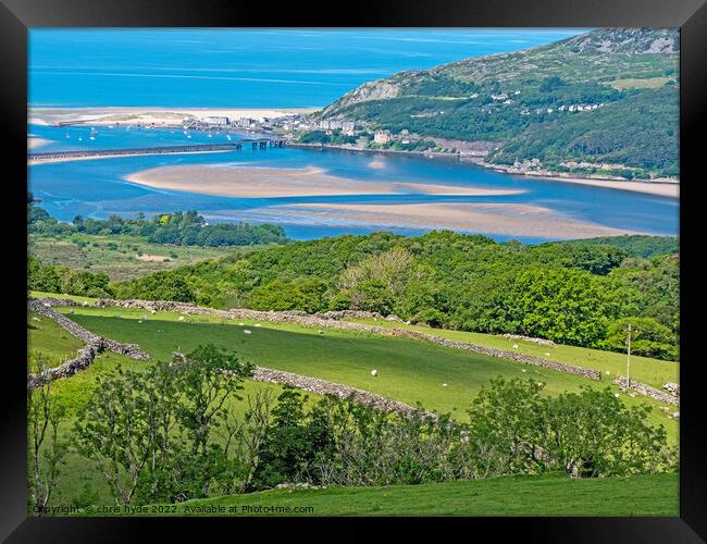 barmouth estuary Framed Print by chris hyde