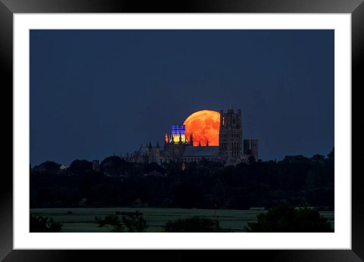Strawberry Moon rising behind Ely Cathedral, 14th June 2022 Framed Mounted Print by Andrew Sharpe