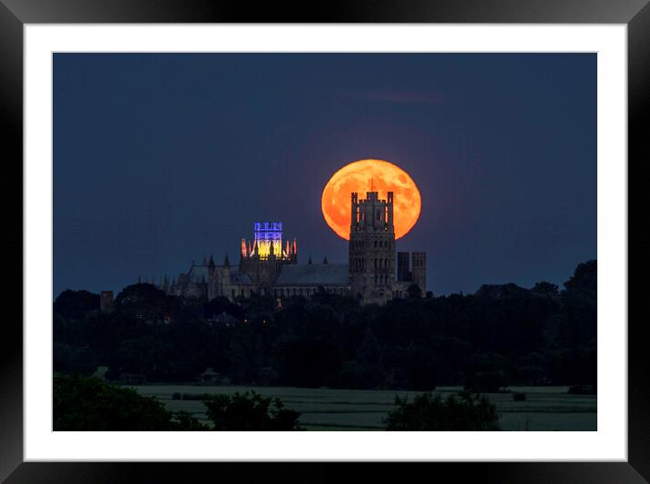Strawberry Moon rising behind Ely Cathedral, 14th June 2022 Framed Mounted Print by Andrew Sharpe