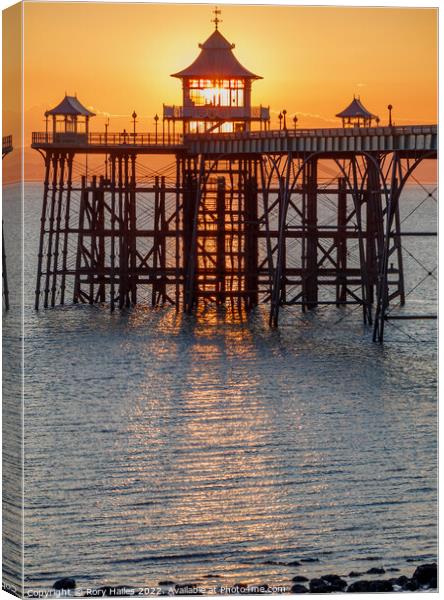 Clevedon Pier at sunset  Canvas Print by Rory Hailes