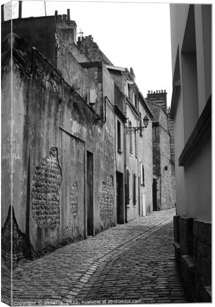 Cobbled Old Town Street, Boulogne-sur-Mer Canvas Print by Imladris 