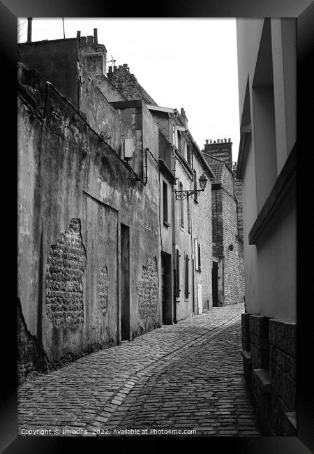 Cobbled Old Town Street, Boulogne-sur-Mer Framed Print by Imladris 