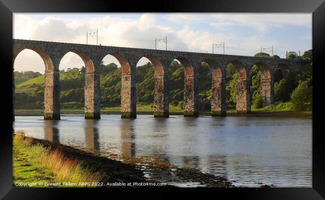 Royal Border Bridge, Berwick upon Tweed, Northumberland, UK Framed Print by Geraint Tellem ARPS