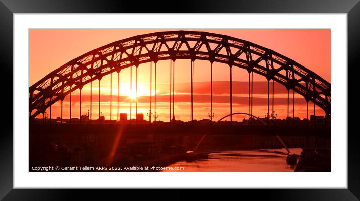 Sunrise over the Tyne Bridge, Newcastle upon Tyne, England, UK Framed Mounted Print by Geraint Tellem ARPS