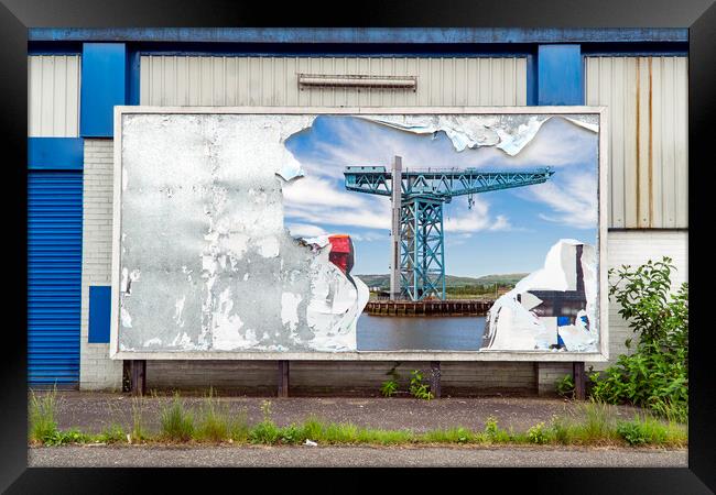 Clydebank & the Titan Crane. Framed Print by Rich Fotografi 