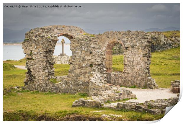 Ruins of a 16th century church on Llanddwyn Island, Anglesey, Wa Print by Peter Stuart