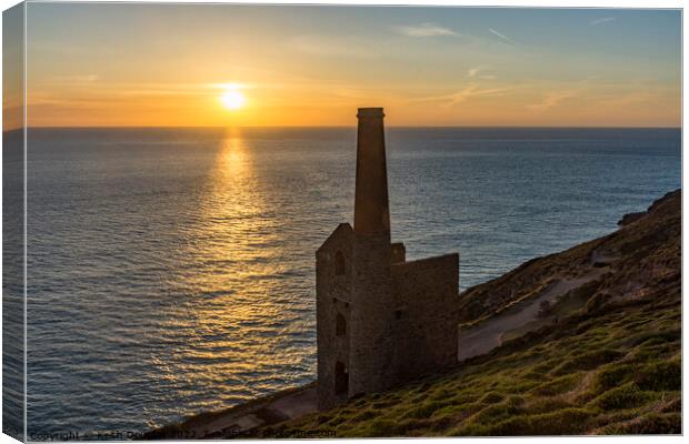 Wheal Coates Engine House at Sunset Canvas Print by Keith Douglas