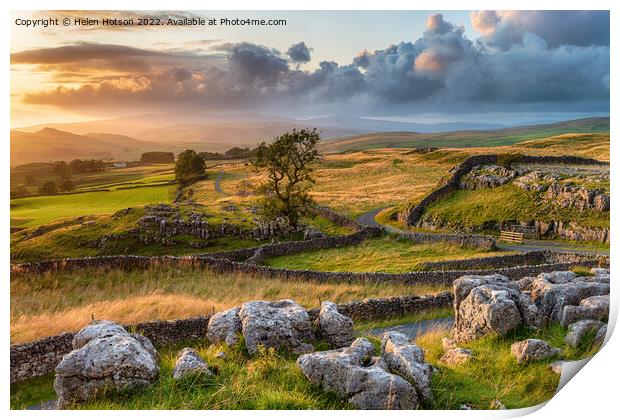 A beautiful sunset over the Yorkshire Dales National Park Print by Helen Hotson