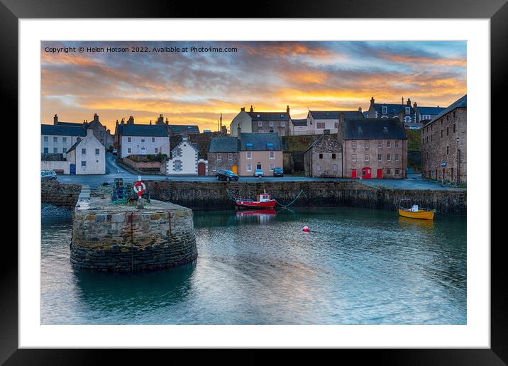 Sunset at Portsoy harbour Framed Mounted Print by Helen Hotson