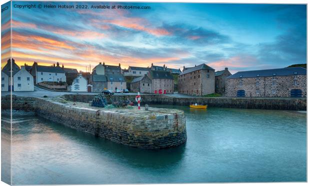 Portsoy in Aberdeenshire Canvas Print by Helen Hotson