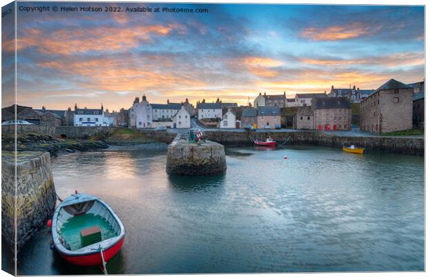 Portsoy Harbour at Dusk Canvas Print by Helen Hotson