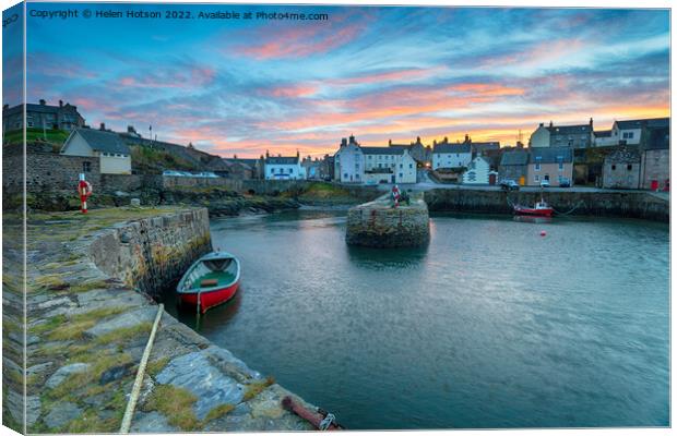 Sunset over Portsoy a fishing village in Aberdeenshire on the east coast of Scotland Canvas Print by Helen Hotson