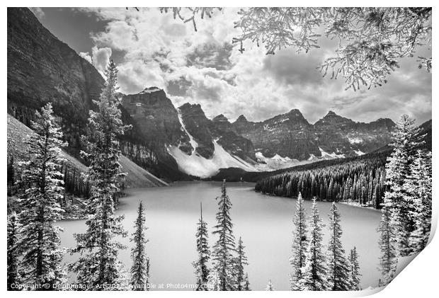 Canada. Moraine lake, black and white Print by Delphimages Art