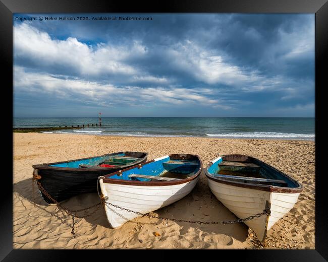 Bournemouth Beach Framed Print by Helen Hotson