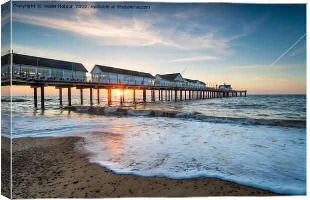 A beautiful sunrise over the pretty pier at Southwold  Canvas Print by Helen Hotson