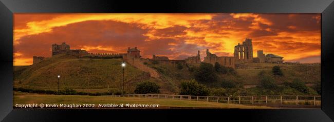 Tynemouth Castle And Priory Panoramic (1) Framed Print by Kevin Maughan