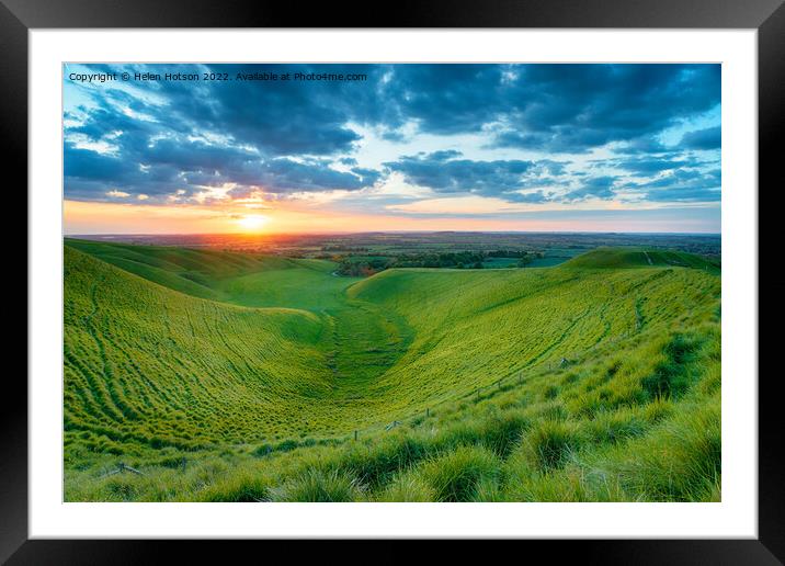 Sunset at Dragon Hill in Oxfordshire Framed Mounted Print by Helen Hotson