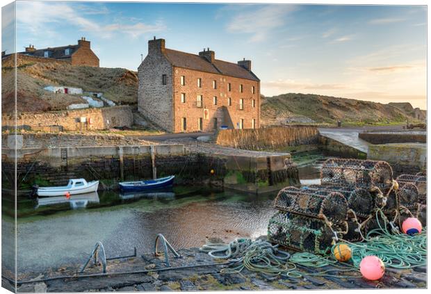 Keiss Harbour in Scotland Canvas Print by Helen Hotson