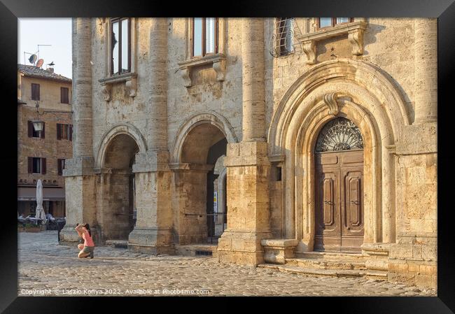 Shooting into the Sun - Montepulciano Framed Print by Laszlo Konya