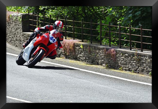 2022 IOM TT tourist trophy races, motorbikes, MotoGP, BSB, WSBK, Gas Monkey, UK England Framed Print by Russell Finney