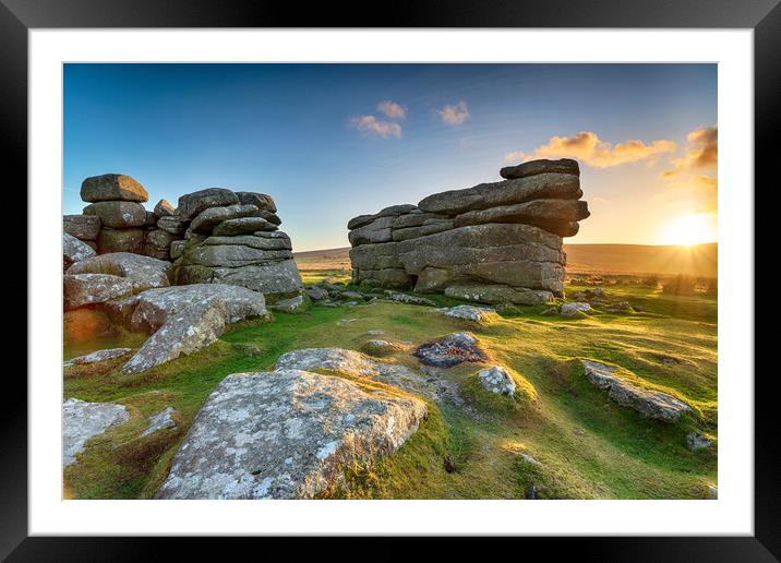Beautiful sunset over granite rock formations at Combestone Tor  Framed Mounted Print by Helen Hotson