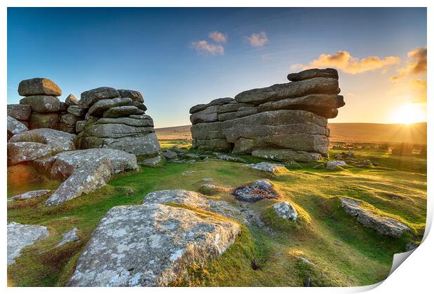 Beautiful sunset over granite rock formations at Combestone Tor  Print by Helen Hotson