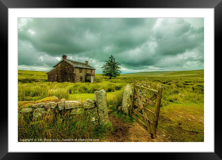 Storm brewing !  Framed Mounted Print by Ian Stone
