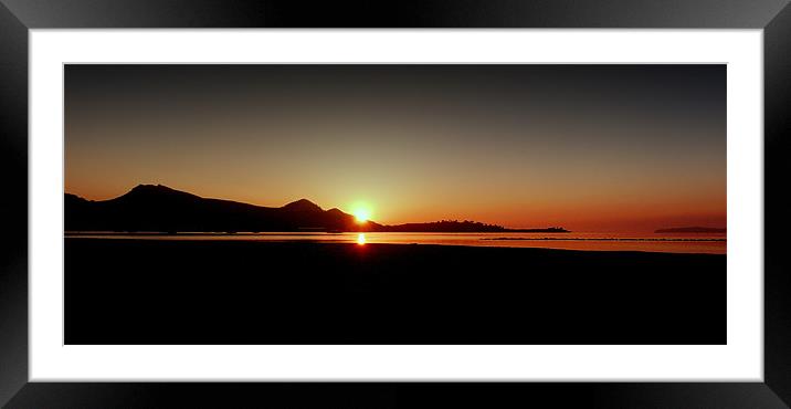 Sunrise Or Sunset?? Framed Mounted Print by Louise Godwin