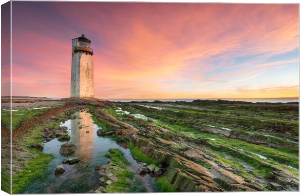 Sunrise at Southerness Canvas Print by Helen Hotson