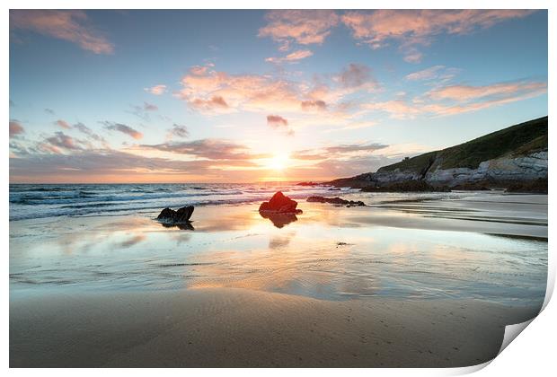 Sunset at Whitsand Bay in Cornwall Print by Helen Hotson